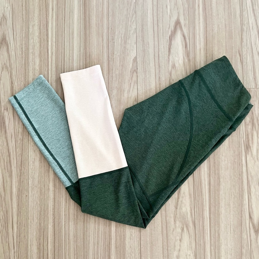 Outdoor Voices Colorblock 7/8 Dipped Warmup Legging Hunter Green Blue Pink $85 S - Picture 8 of 12
